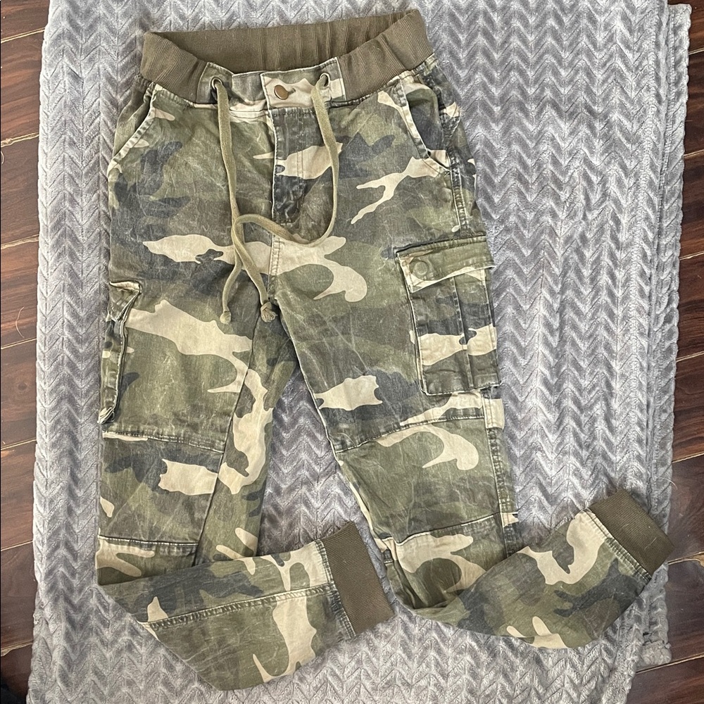 American Bazi Olive Cargo Joggers